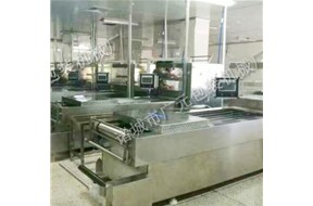 連續(xù)拉伸膜真空包裝機技術(shù)特點解析